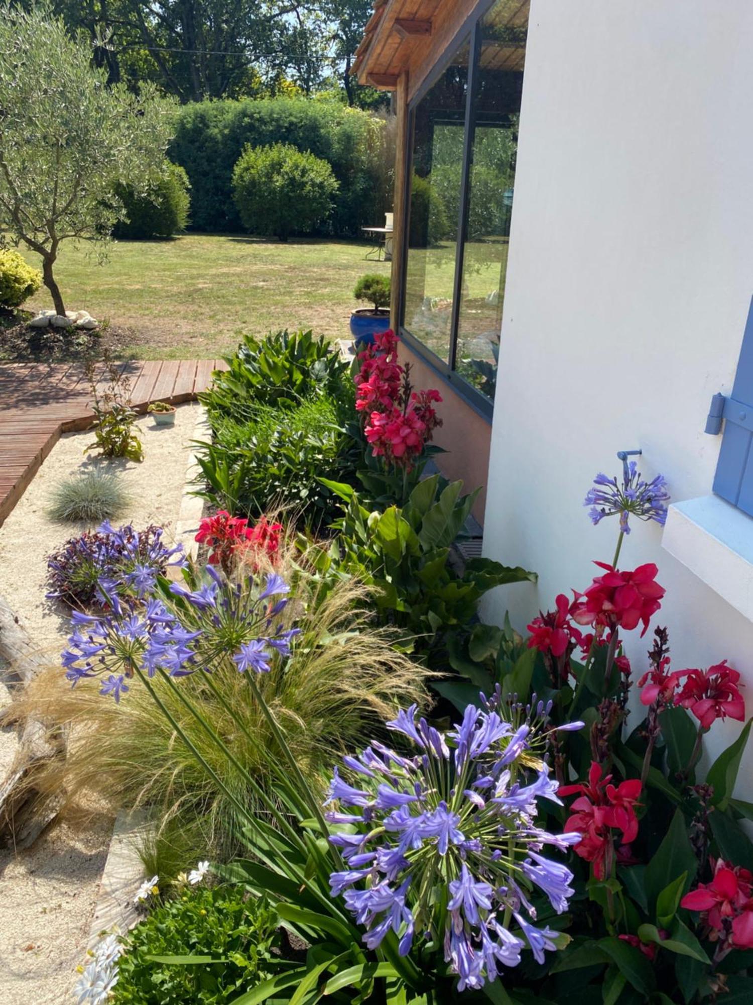 Le Clos Des Chenes Challans Exterior photo